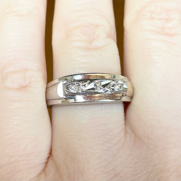 14K Loveland thick solid white gold 7mm vintage heavy size 9 band ring​​​​​​​ - Picture 2 of 11